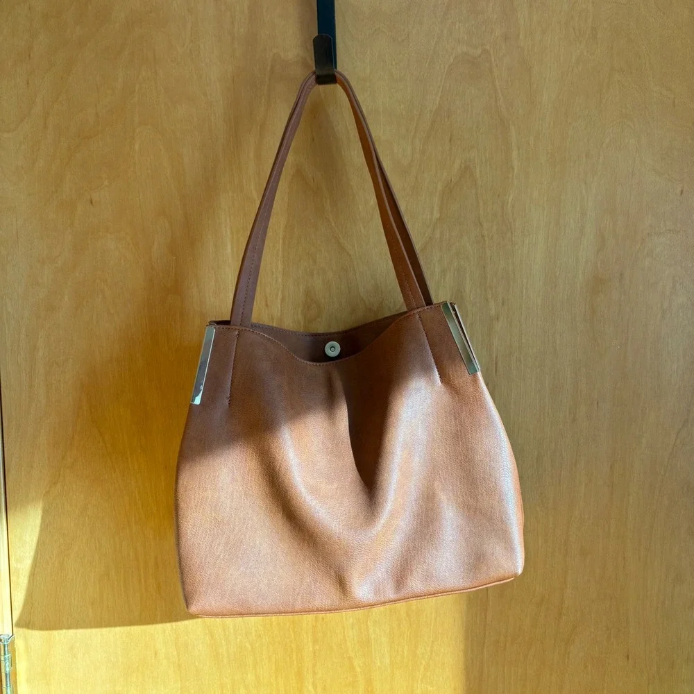 Madison West Tote Bag Womens Large Brown Vegan Leather Triple‎ Compartment Gold